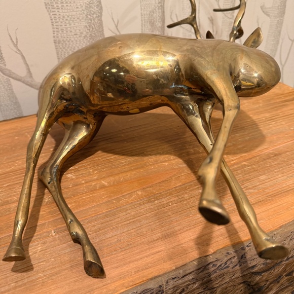 Large Vintage Brass Deer Statue: Mid-Century Lodge Décor - Picture 8 of 11